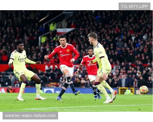 阿森纳左路变向突破犀利，马丁内利横传险些助攻