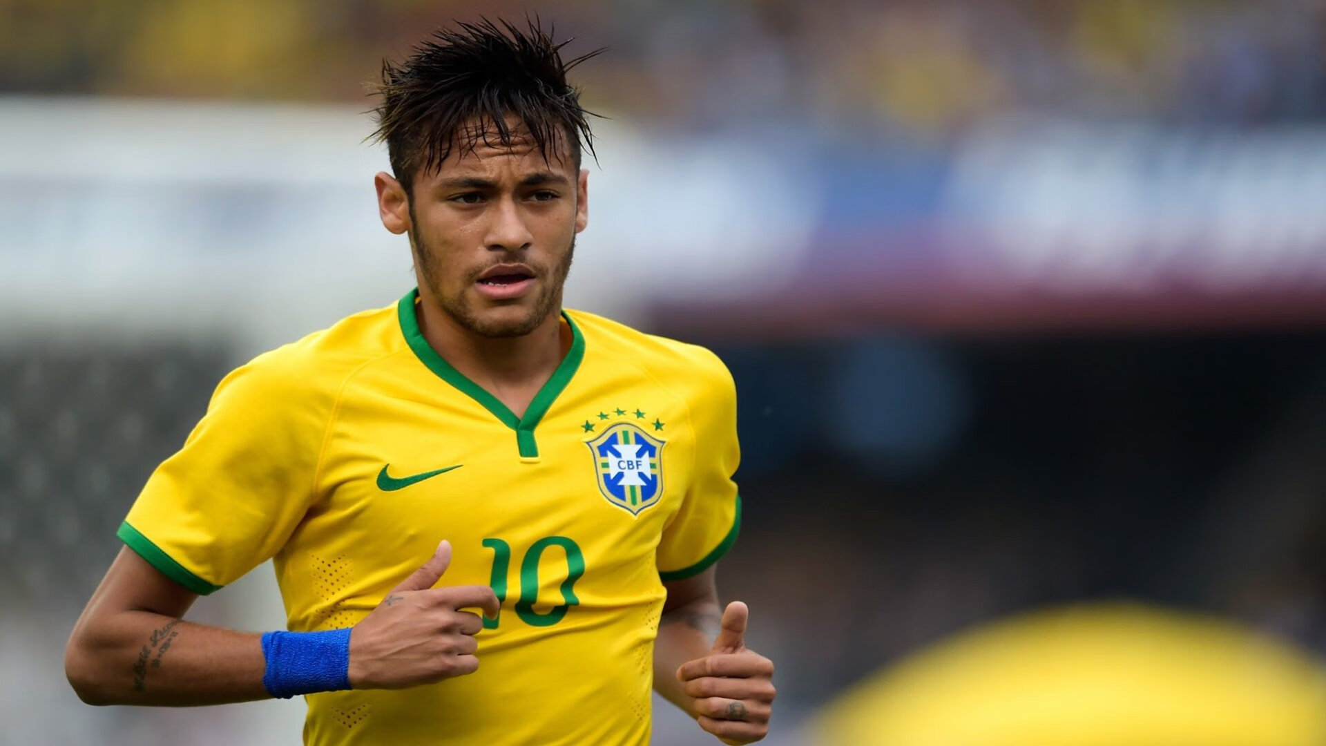 网球大师赛焦点战吸引球迷